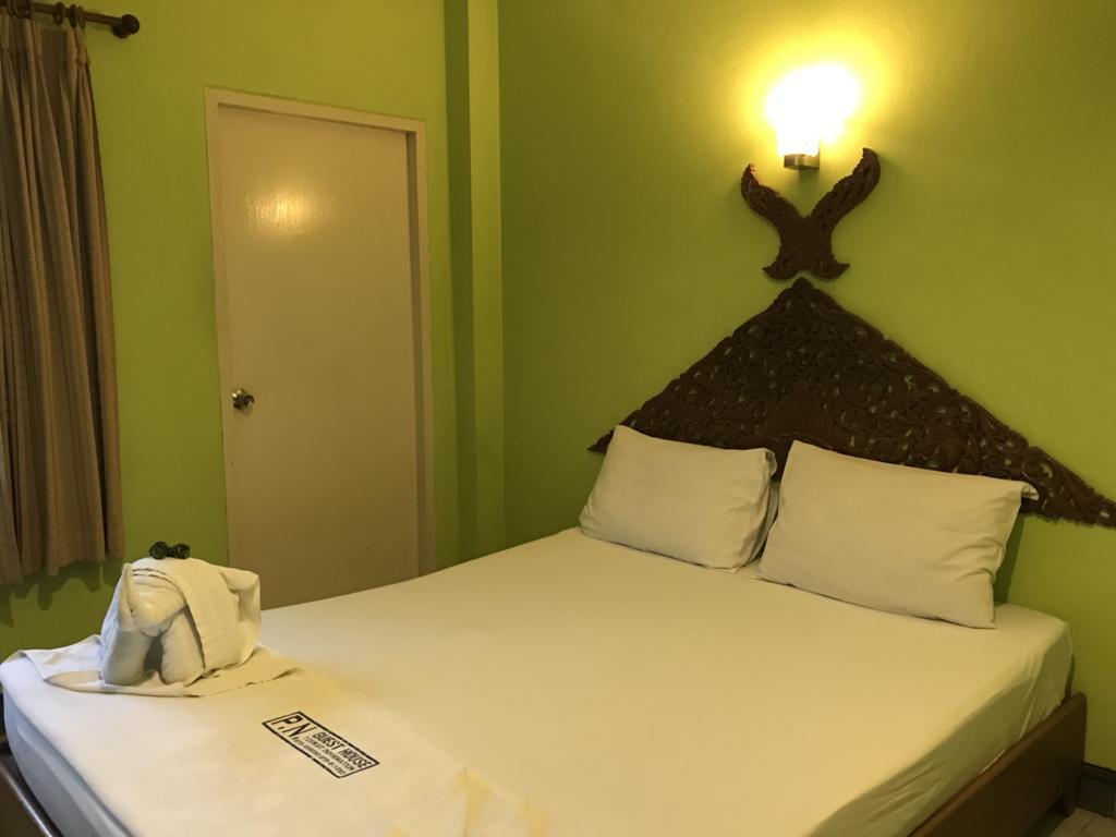 P.N. Guesthouse 甲米 外观 照片